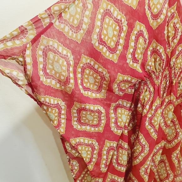 NEW YORK & COMPANY light weight tunic top size M - Picture 9 of 10